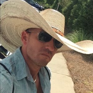 Meet your Posher, Joe